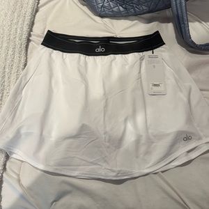 NWT alo skirt